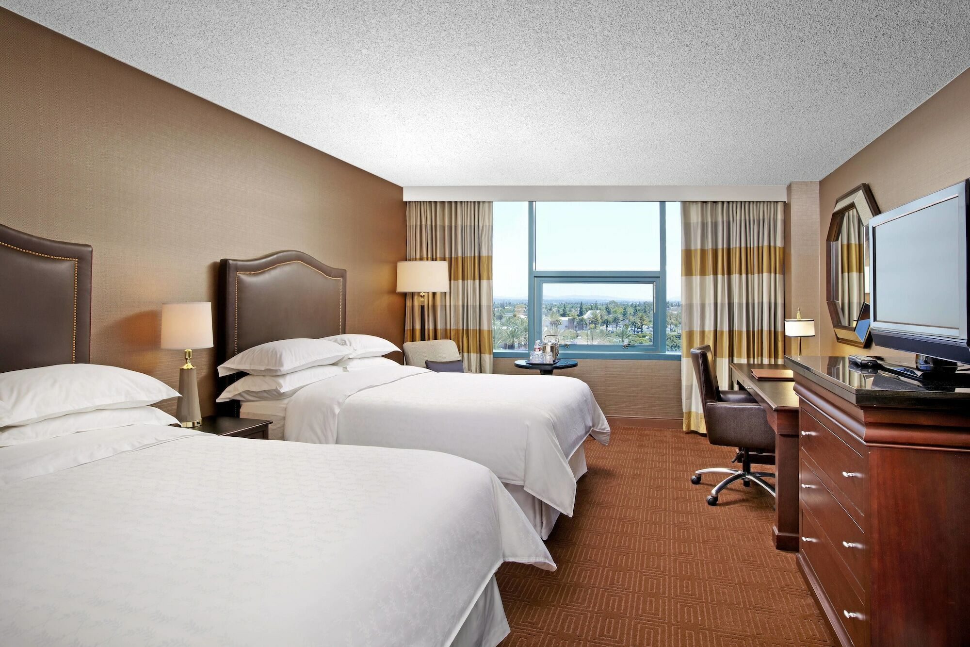 Sheraton Cerritos Buena Park Exterior photo