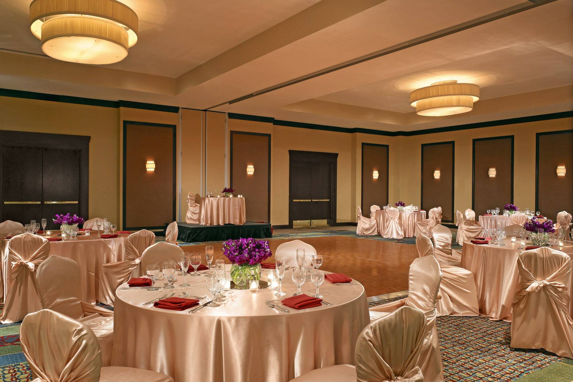 Sheraton Cerritos Buena Park Exterior photo