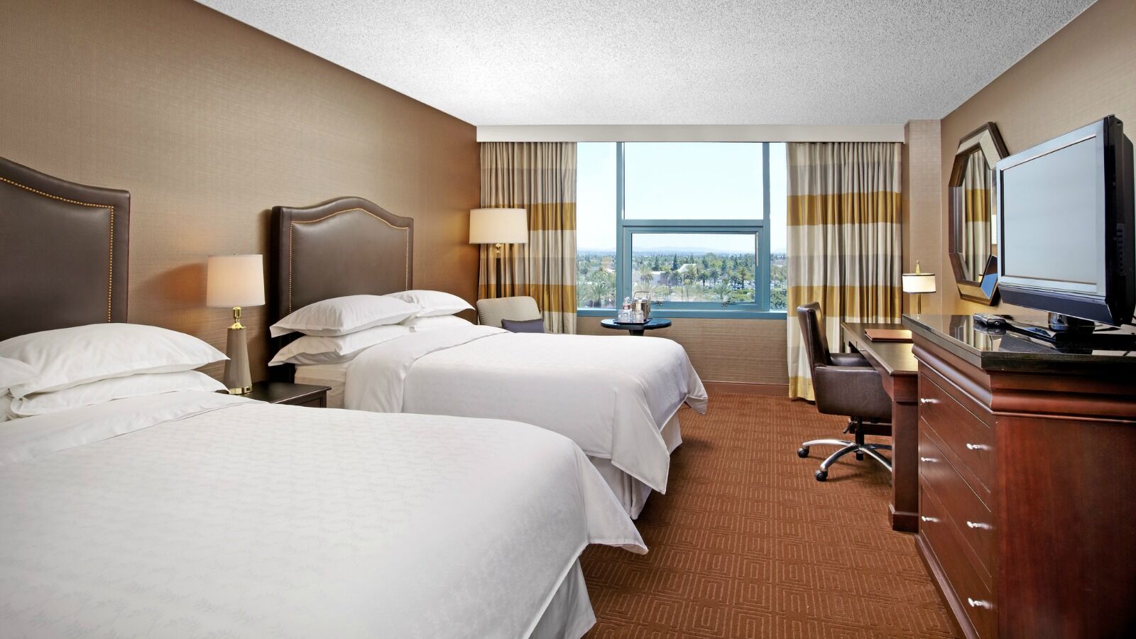 Sheraton Cerritos Buena Park Exterior photo